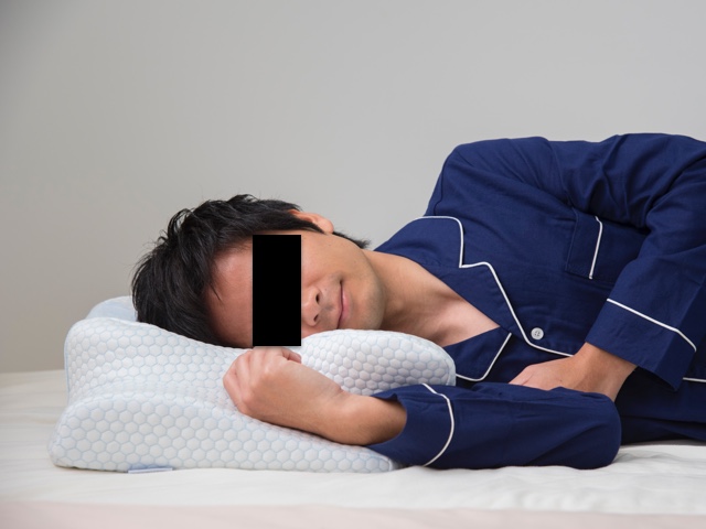 横向き寝枕YOKONE2ヨコネ2の口コミ評判｜眠りの質が改善？